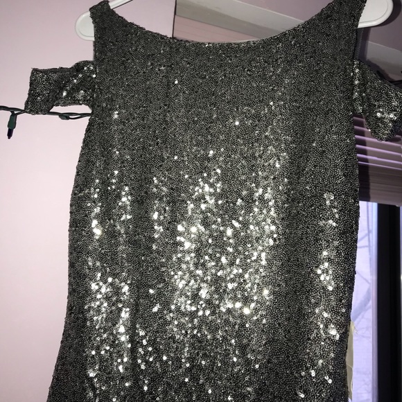 Evening gown - Picture 3 of 16